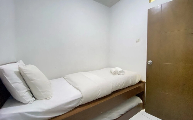 Cozy 2Br At Gateway Ahmad Yani Cicadas Apartment