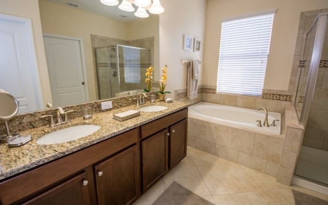 Apartment & Town Homes Close to Disney