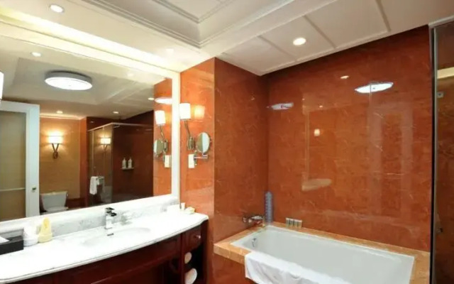 Fenghua Pacific Grand Hotel