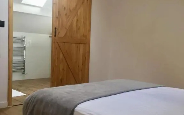 Maya Pokoje i Apartamenty