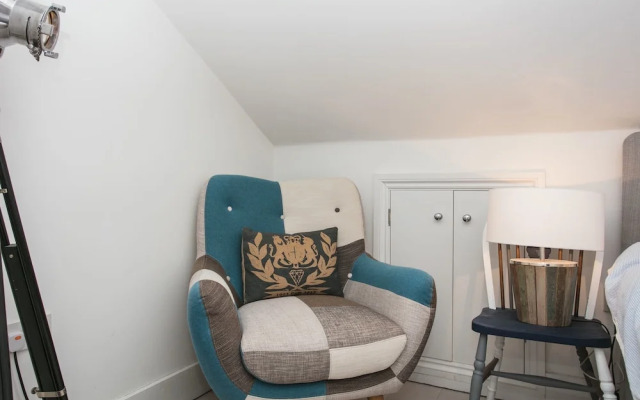 2 Bedroom Flat in Brixton Sleeps 4
