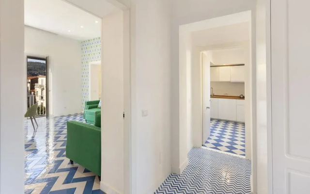 Luxury&Romantic Apartment with Balcony in Sorrento
