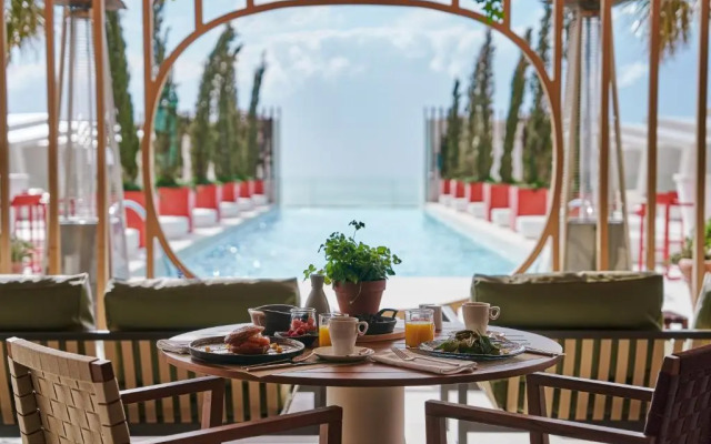 Leiro Residences - Preferred Hotels & Resorts