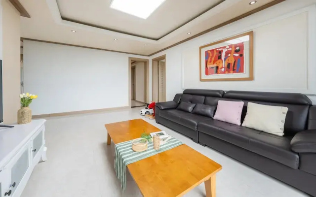 Yeosu Falling in Blue Ocean View Pension