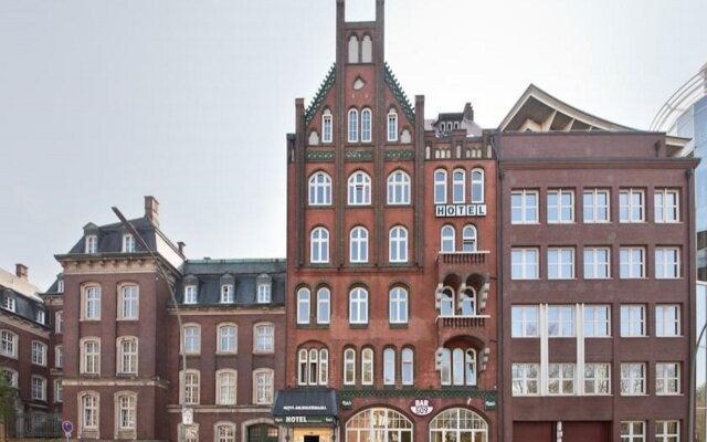 Отель Novum Holstenwall Neustadt Гамбург вид на фасад