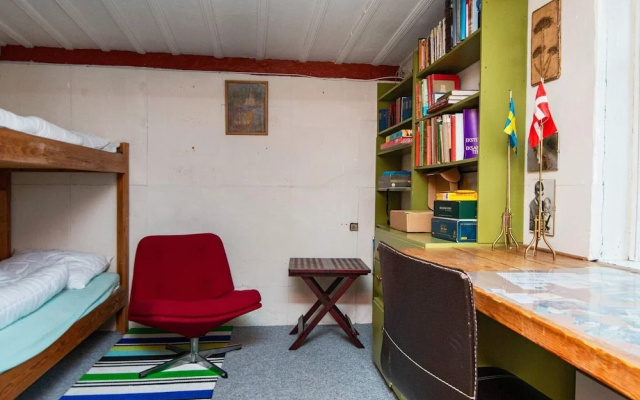 6 Person Holiday Home in Augustenborg