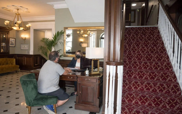 Imperial Hotel