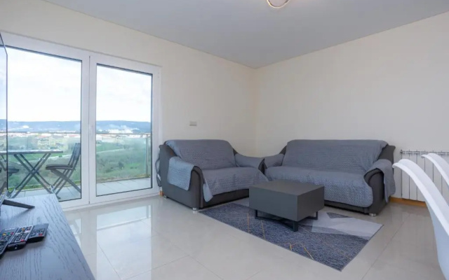 Buarcos Sunset Apartment by Rent4All