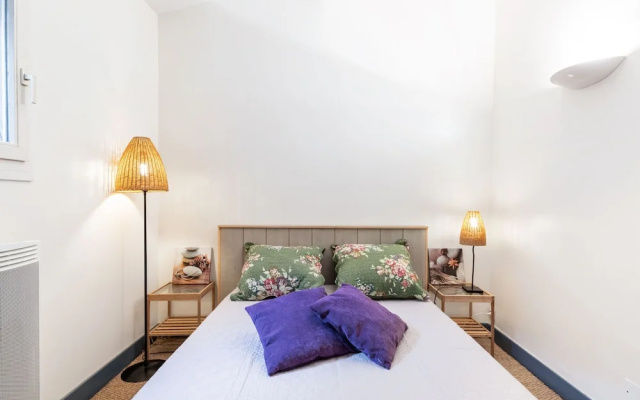 Boutique Holiday Home in Sanary-sur-mer With Terrace