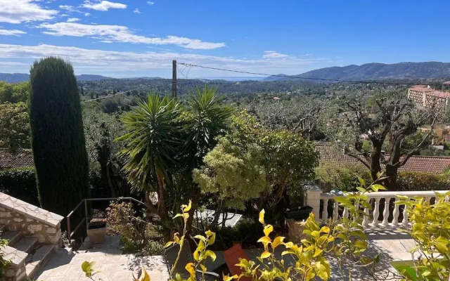Les Petites Terrasses