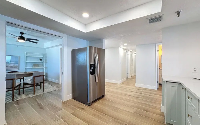20002 Gulf Blvd, Penthouse 5