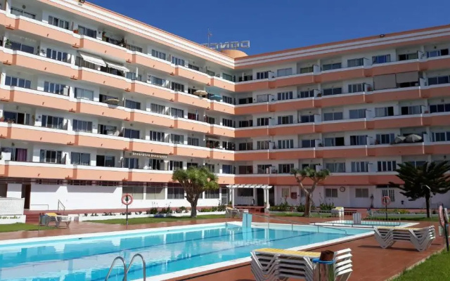 Yumbo Apartment
