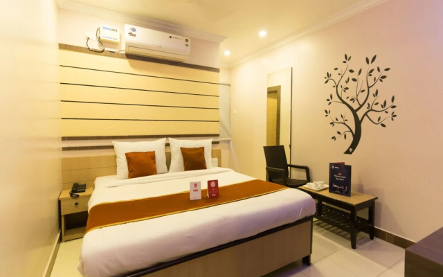 Tanvi Grand by OYO Rooms
