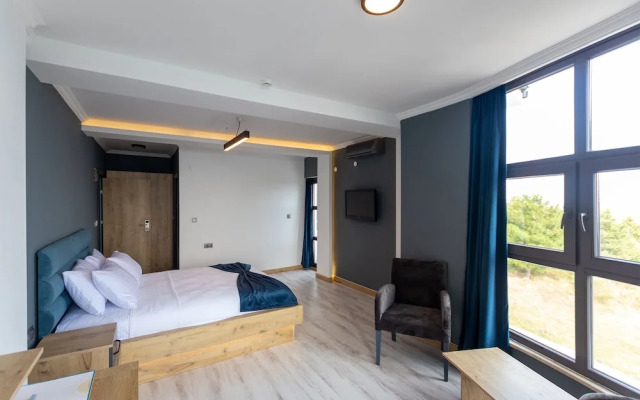 Sunrise Hotel