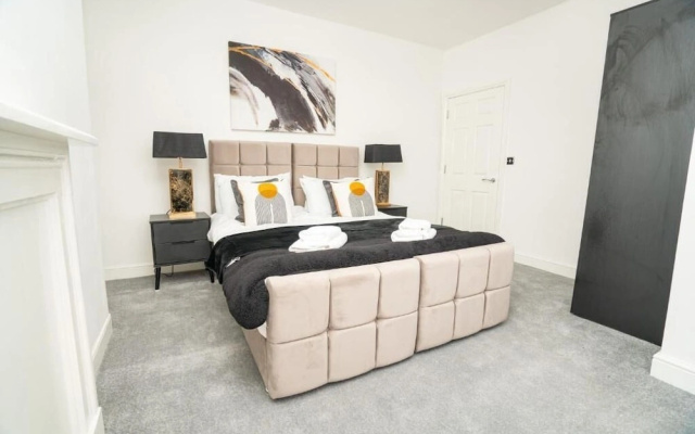 The Residence by Guestz