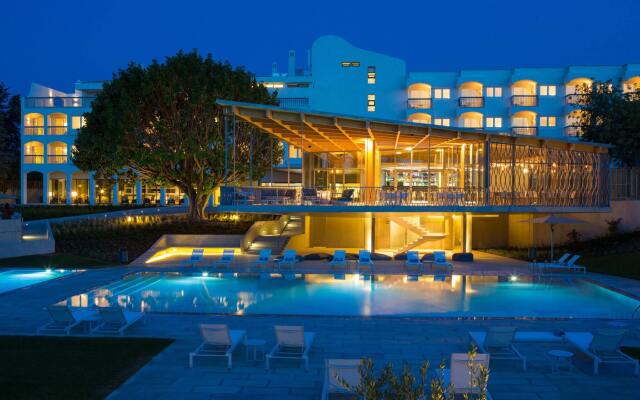 Ozadi Tavira Hotel вид на фасад