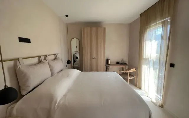 Loor Luxury Retreat