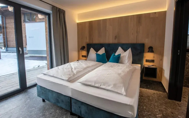Chalet in Pinzgau Near Ski Slopes & Sauna