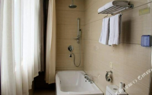 Chenlong International Hotel