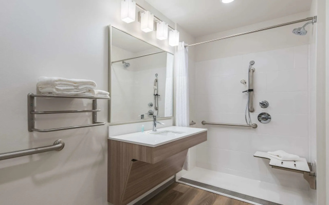 WoodSpring Suites Tri-Cities - Richland