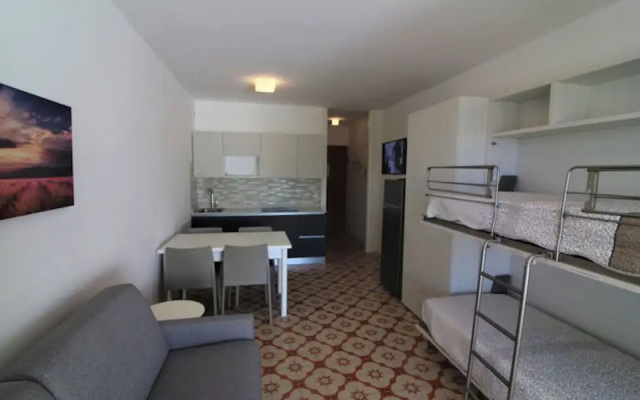 Renovated Studio by the Beach