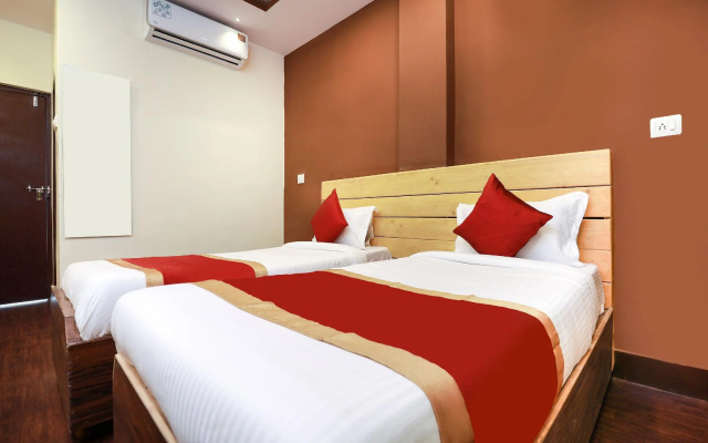 OYO Flagship 14224 Happy Guest house