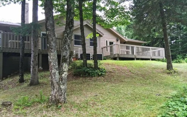 Telemark Pointe Red Apple Club, Cable, USA