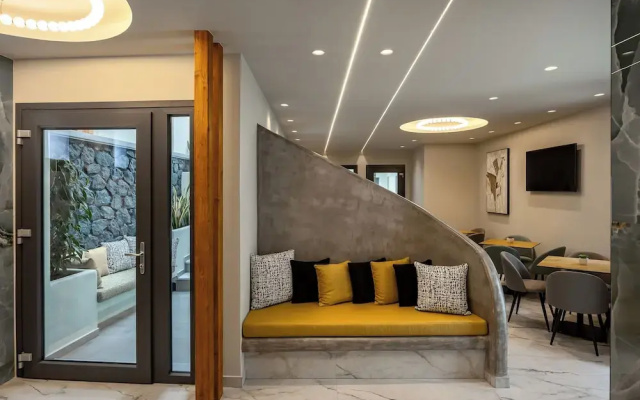 Kudos Suites Firostefani