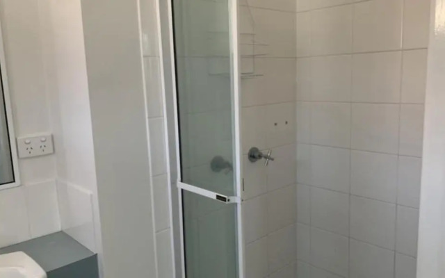 Unit 5 Sanctuary Shores, Kings Beach - Free Wifi!