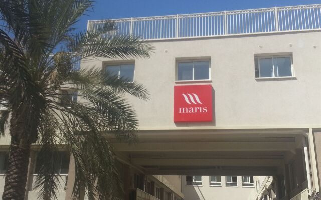 Maris Hotel Хайфа вид на фасад
