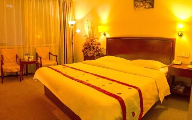 GreenTree Inn Dalian Airport Express Hotel