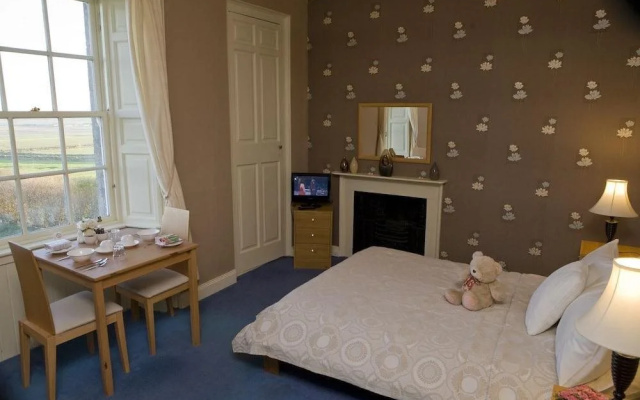 Balmashanner House Bed & Breakfast
