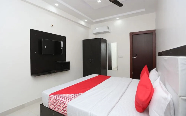 OYO 37381 Hotel The Elite Inn