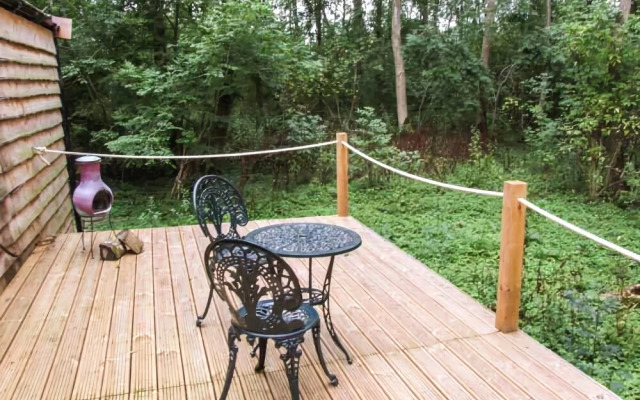 Waney Lodge
