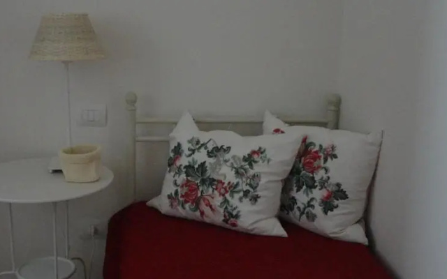 Golgi Apartment