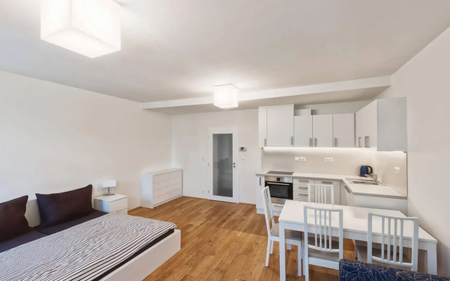 Theresian Apartment