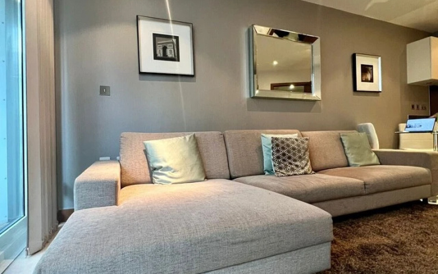 Londwell - Luxury Chelsea Apartment With Balcony