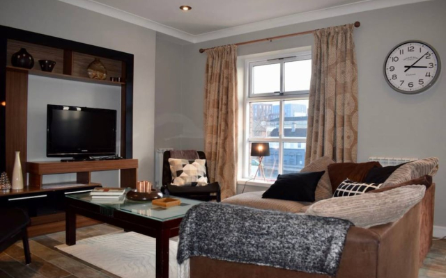 3 Bedroom Riverside Duplex