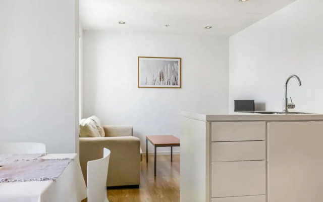 Central two-bedroom apartment close to Spark Arena