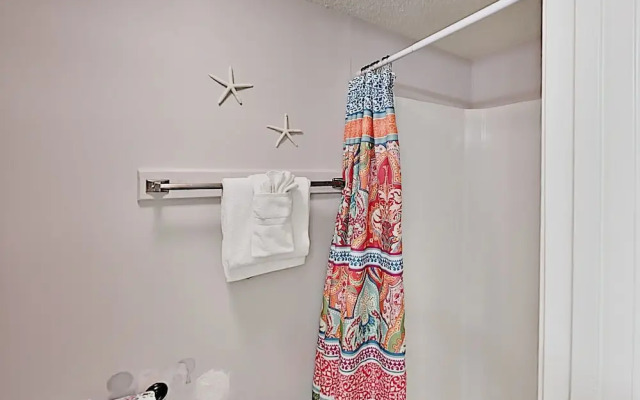 542nd98c 2 Bedroom Condo