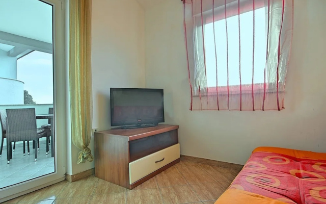 Elegant Apartment in Vodnjan Istria With Swimming Pool