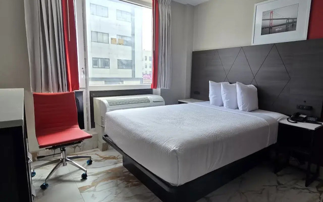 Ramada By Wyndham Brooklyn Empire Blvd