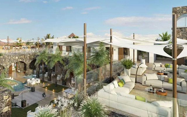 Hacienda Plaza