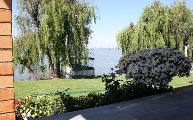 Willow Island - Waterfront