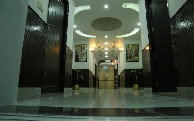 The Mirage Palace