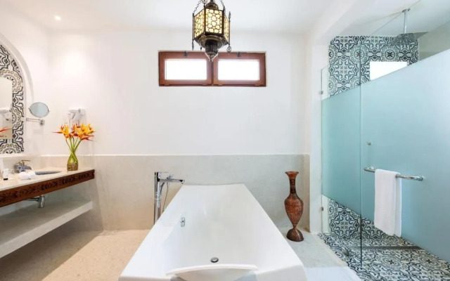 Отель LUX Marijani Zanzibar