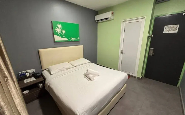 Grand Village Hotel