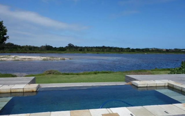 Twin Rivers Villa
