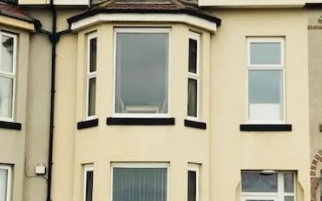 Highcliffe Holiday Apartments
