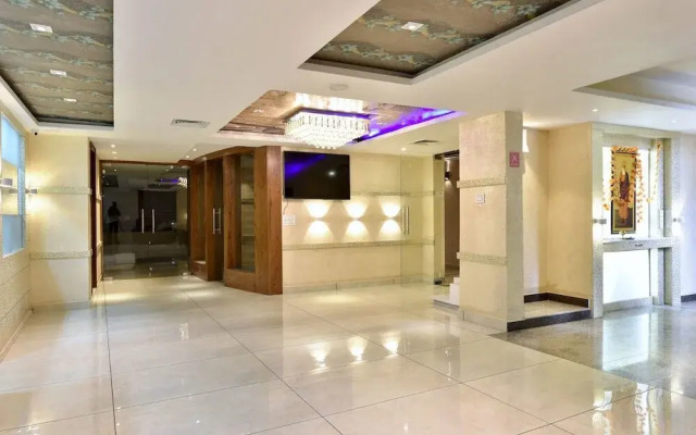 SS International Hotel by OYO Rooms